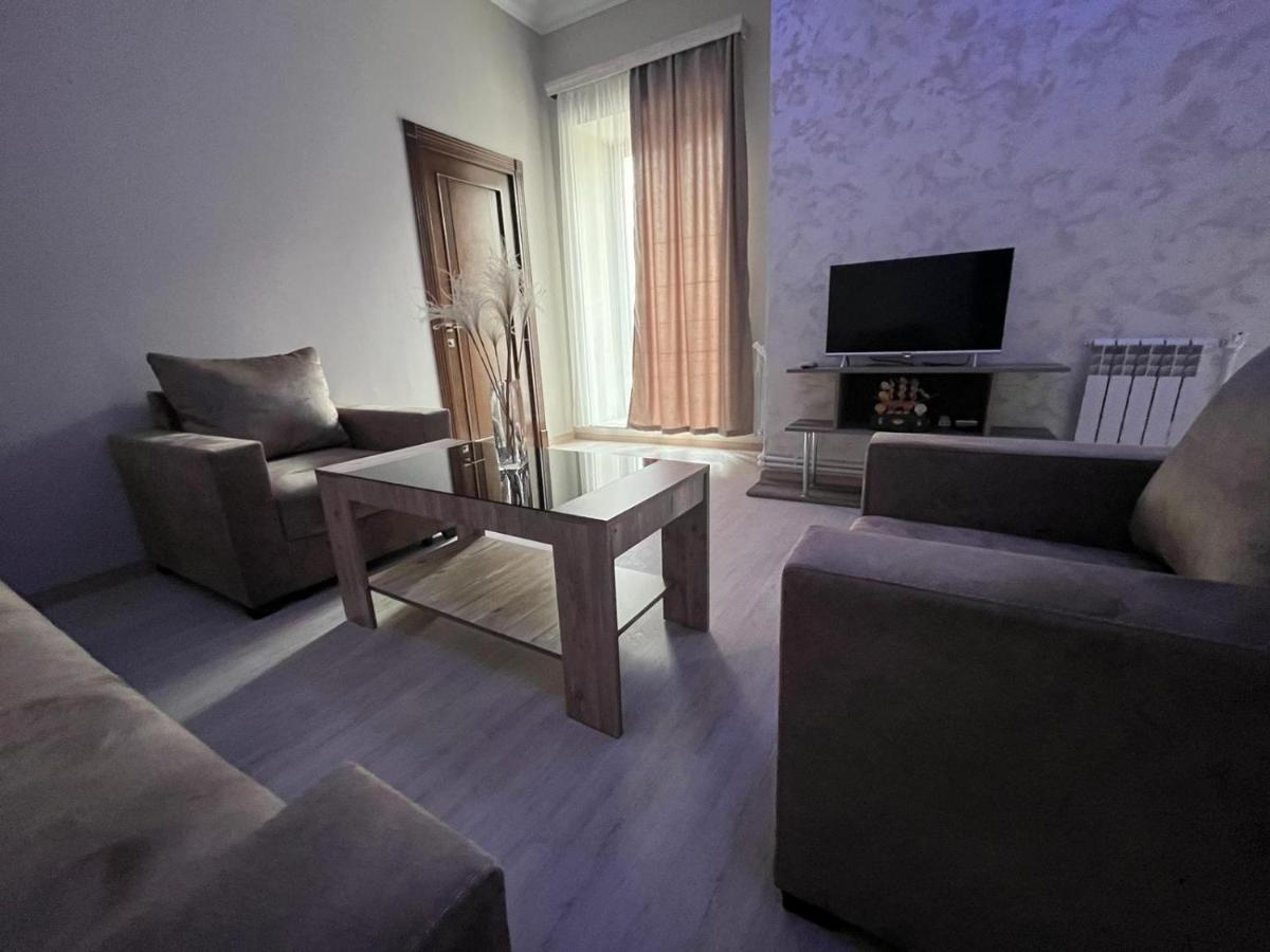 Appartement In Erivan Exterior foto